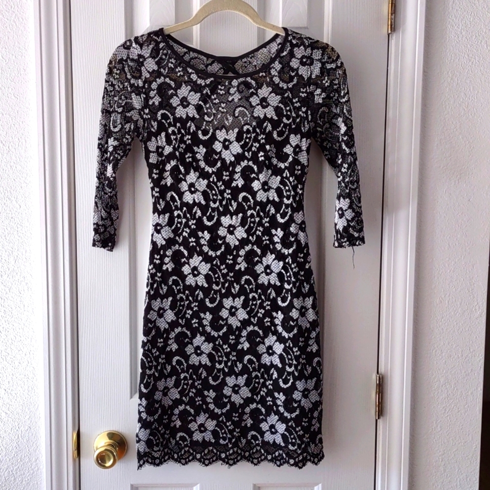 Woman's Dress or Top